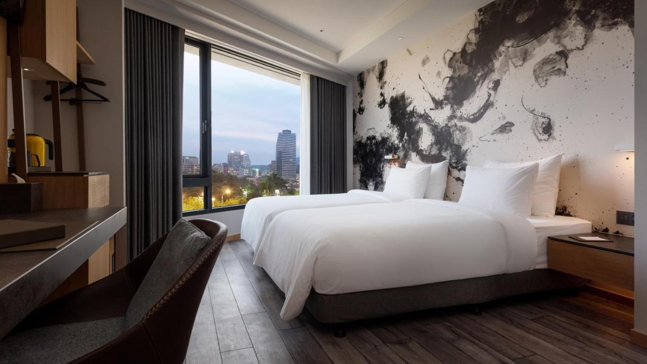 Brio Hotel Kaohsiung Dış mekan fotoğraf